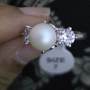 Fragrant Jewels Silver and White Pearl Ring